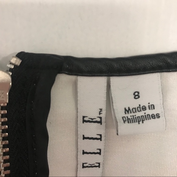 NWOT Fit and flare dress white/black, bow belt - Picture 2 of 8